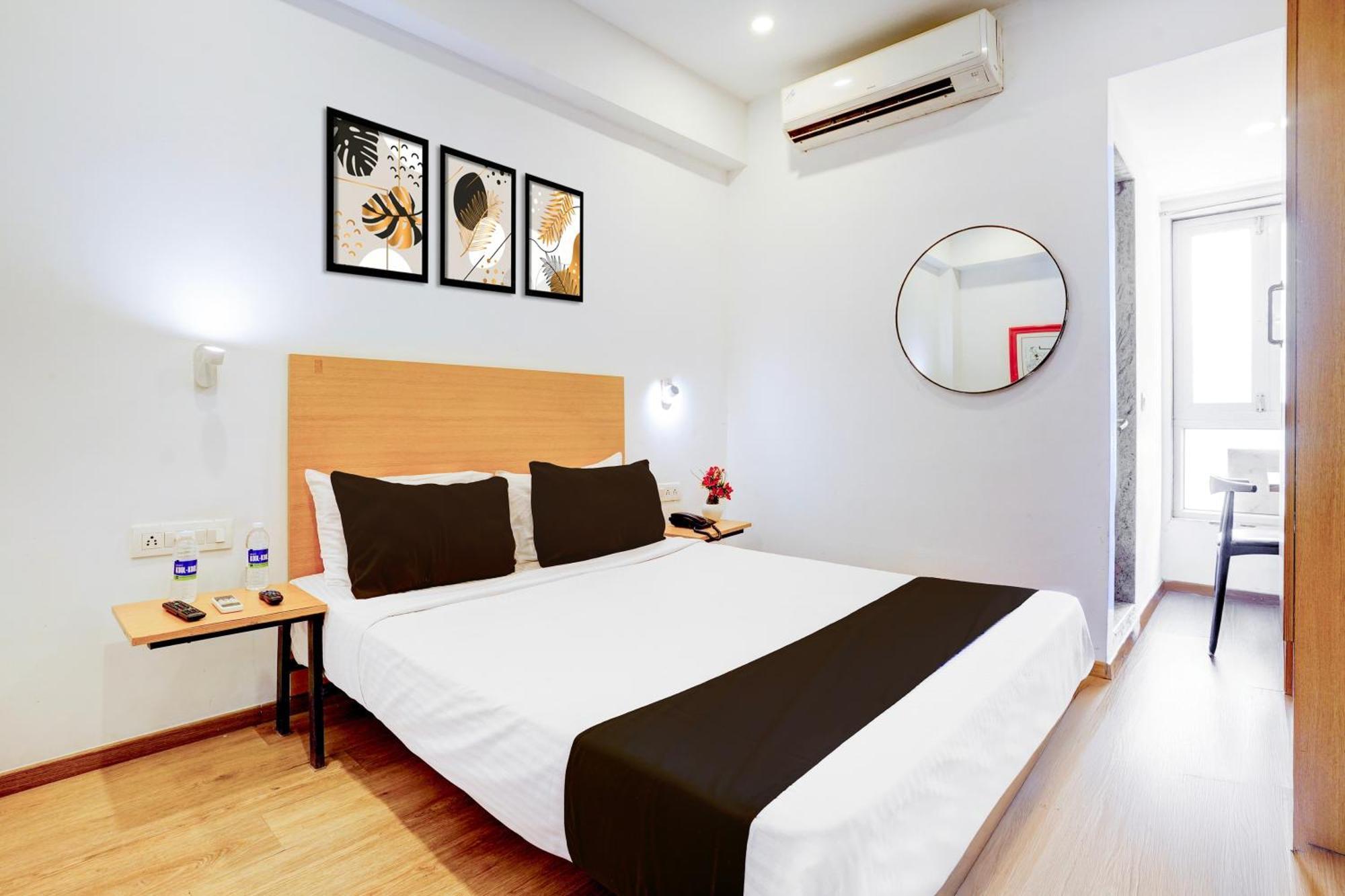 Townhouse Khar The Habitat Hotel Мумбай Екстериор снимка